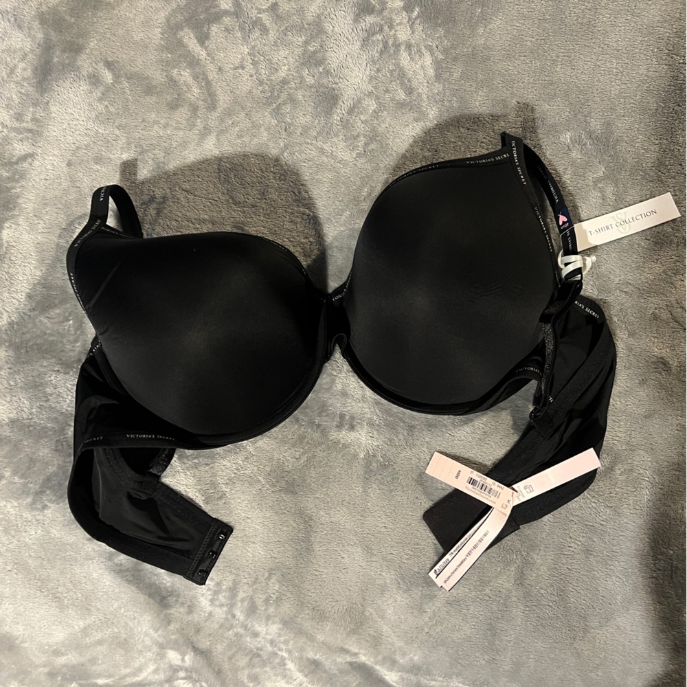 40DD Victoria Secret Bra